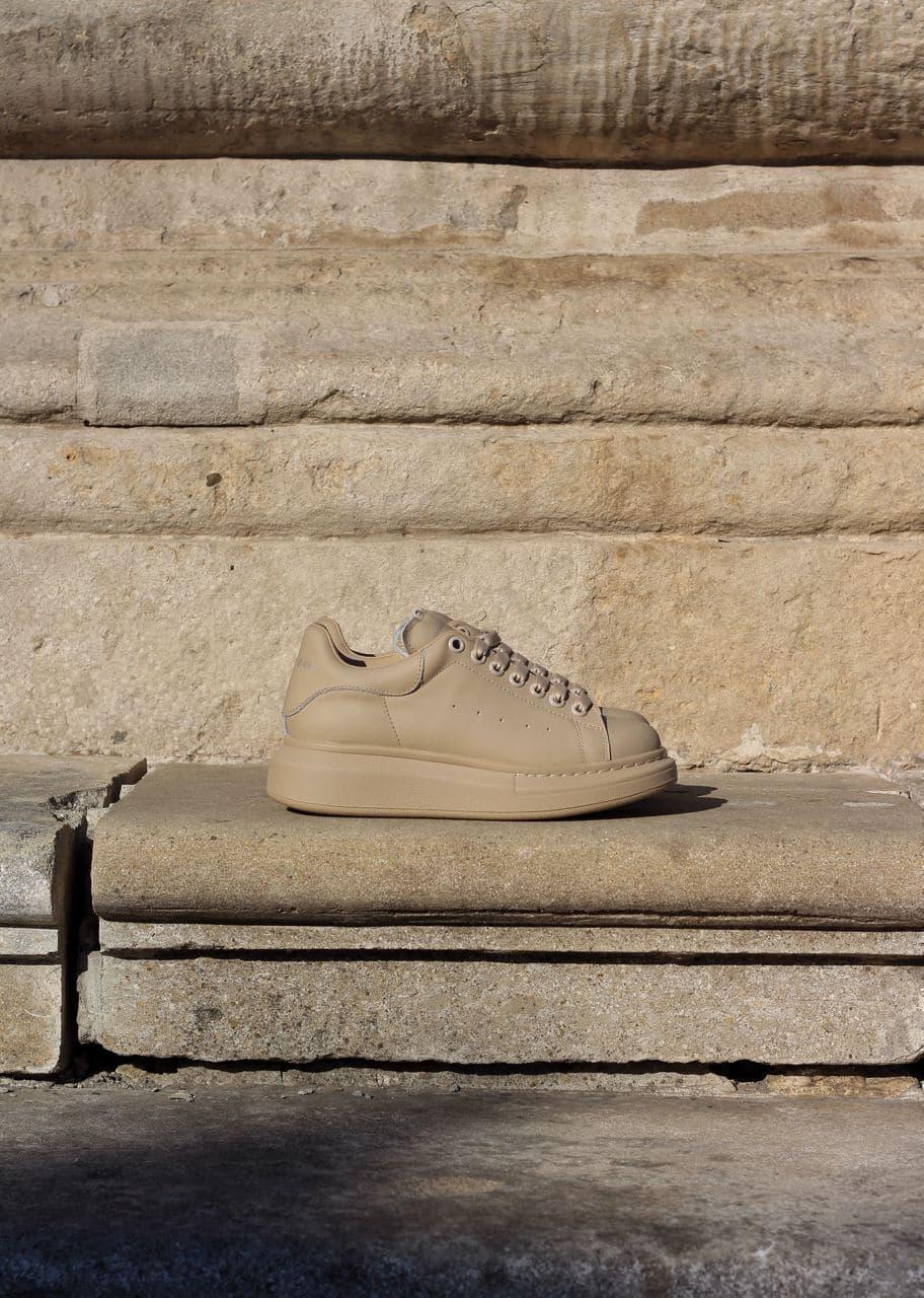 Alexander McQueen Low Light Beige Matte 2