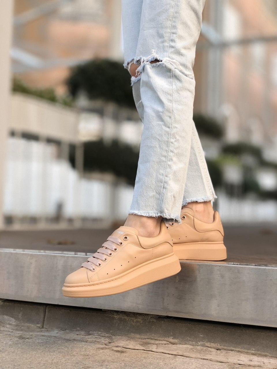 Alexander McQueen Low Matte Beige