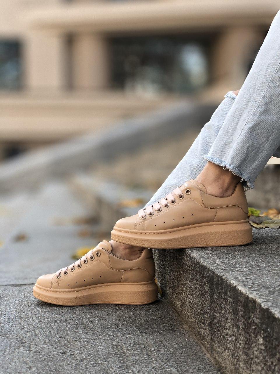 Alexander McQueen Low Matte Beige