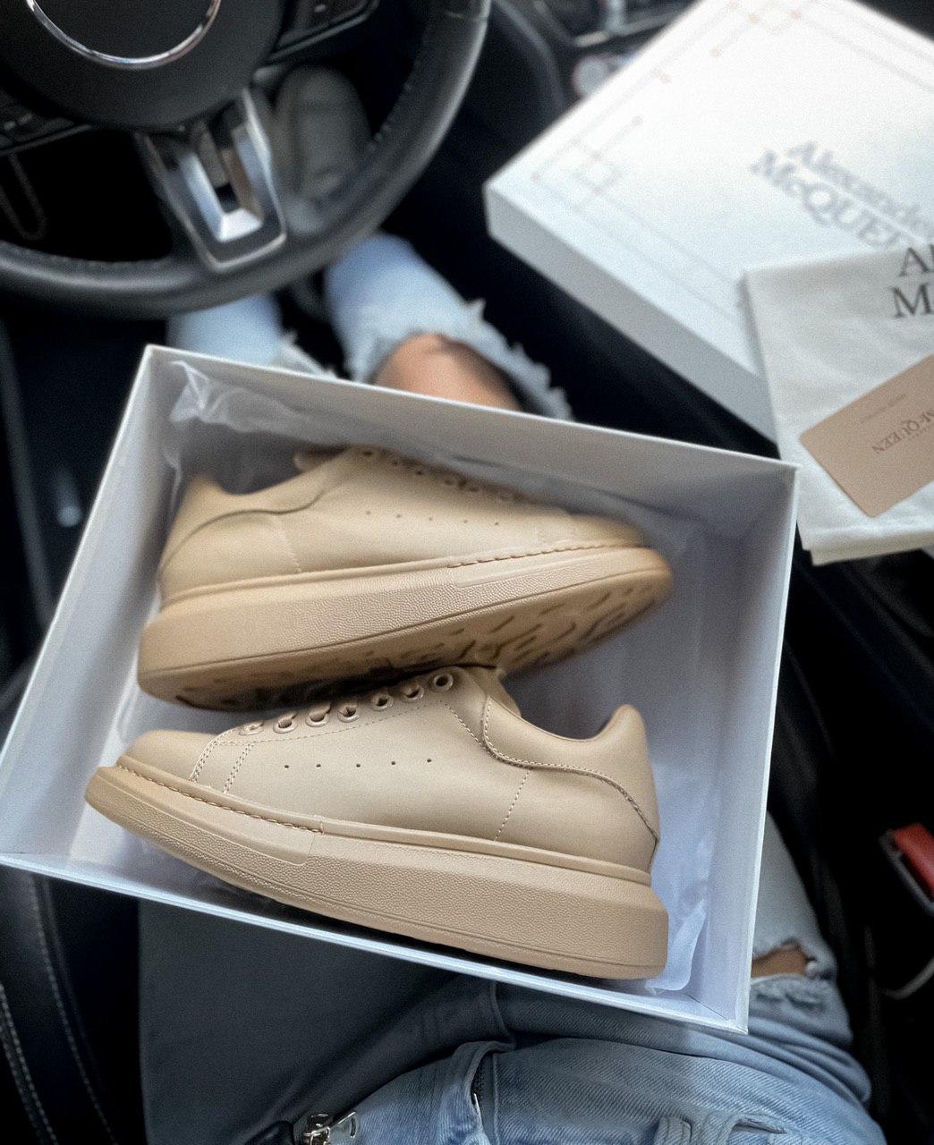 Alexander McQueen Low Matte Beige