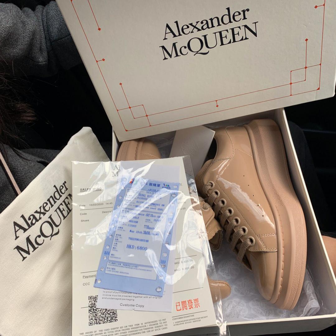 Alexander McQueen Low Patent Beige