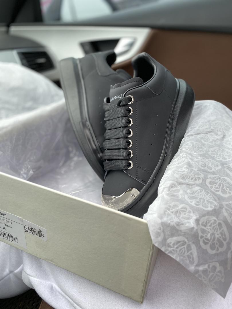 Alexander McQueen Low Black Metal (Нубук)