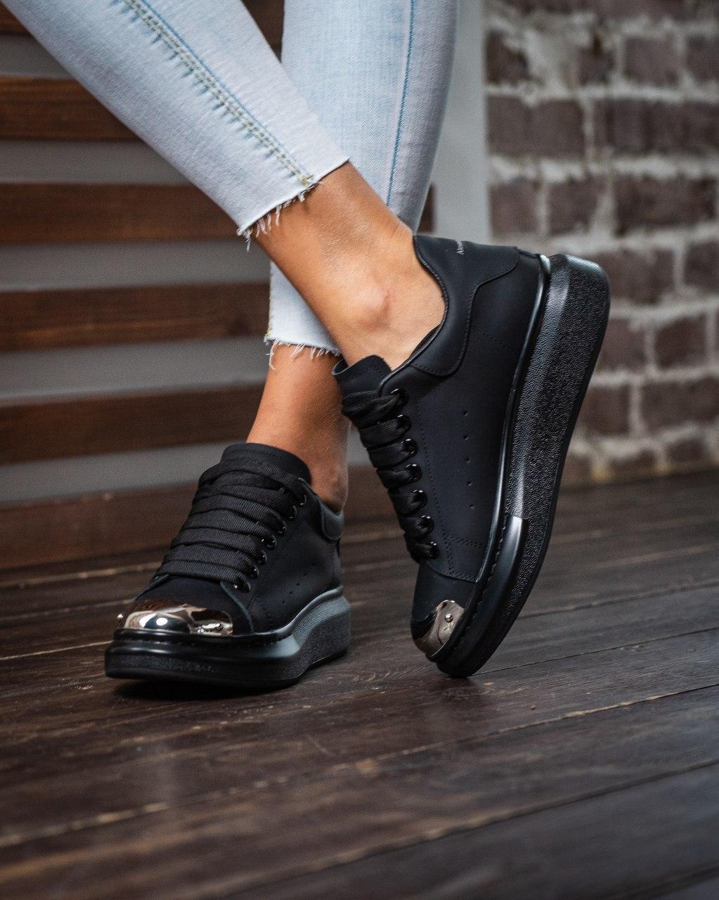 Alexander McQueen Low Black Metal (Нубук)