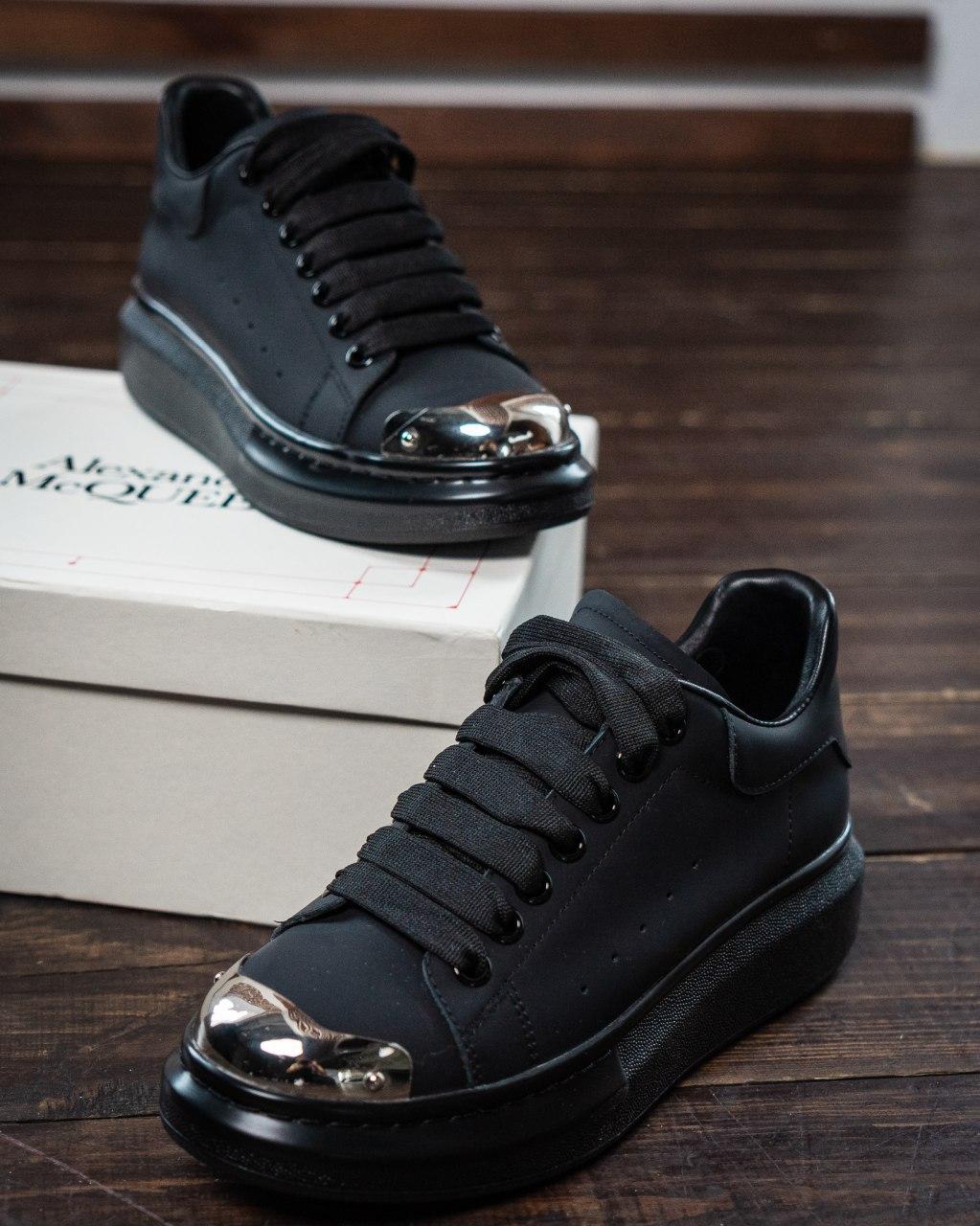 Alexander McQueen Low Black Metal (Нубук)