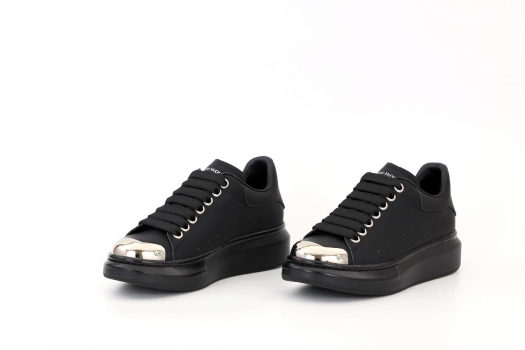 Alexander McQueen Low Black Metal (Нубук)