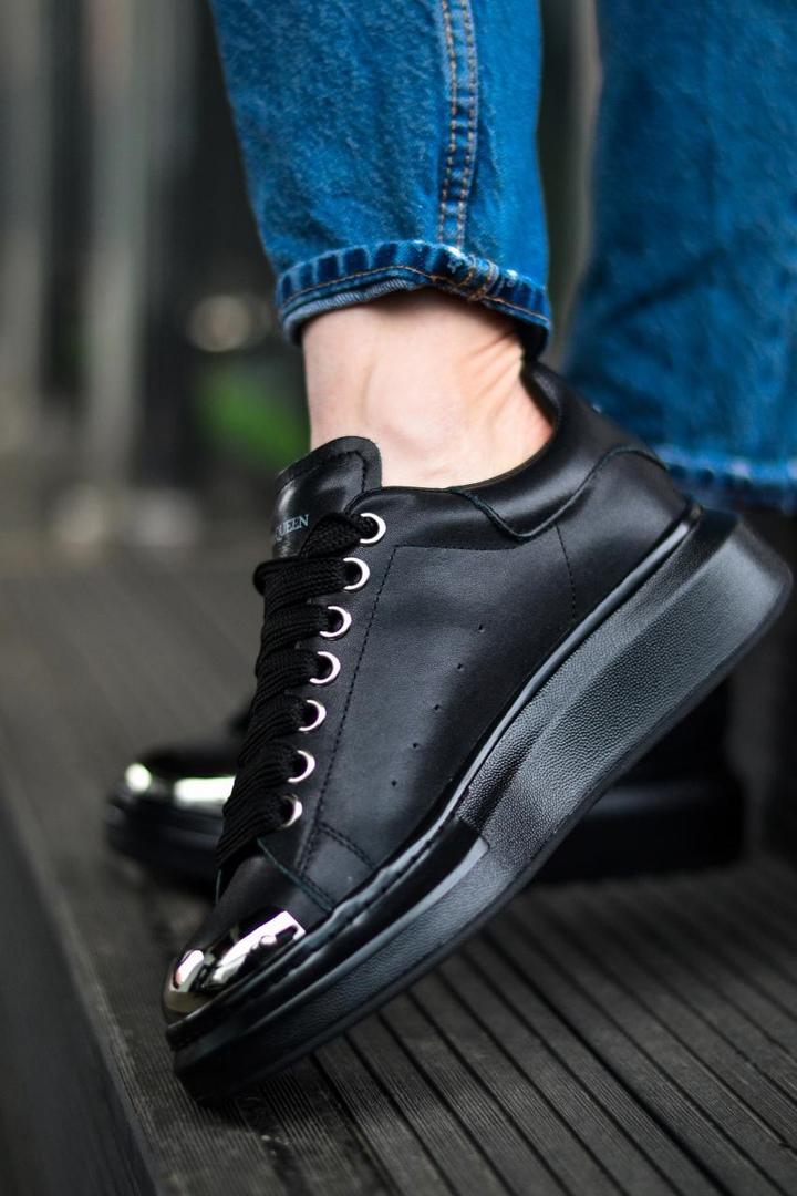 Alexander McQueen Low Black Metal 2