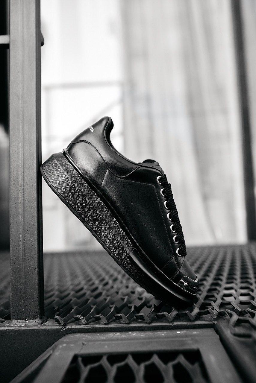 Alexander McQueen Low Black Metal 2