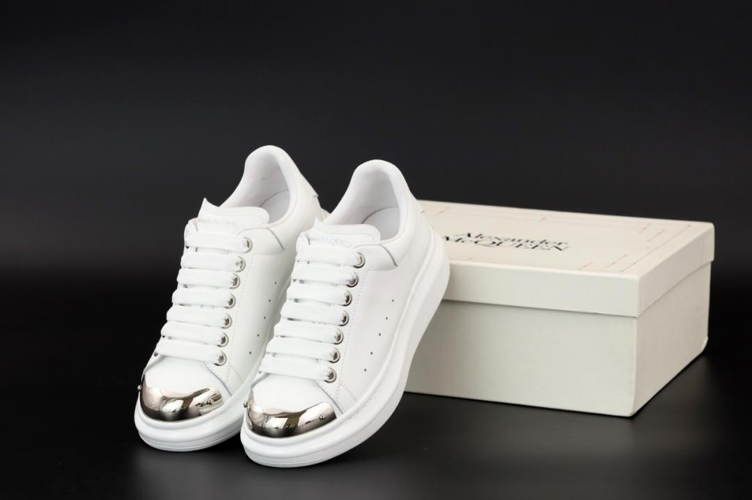 Alexander McQueen Low White Metal 2