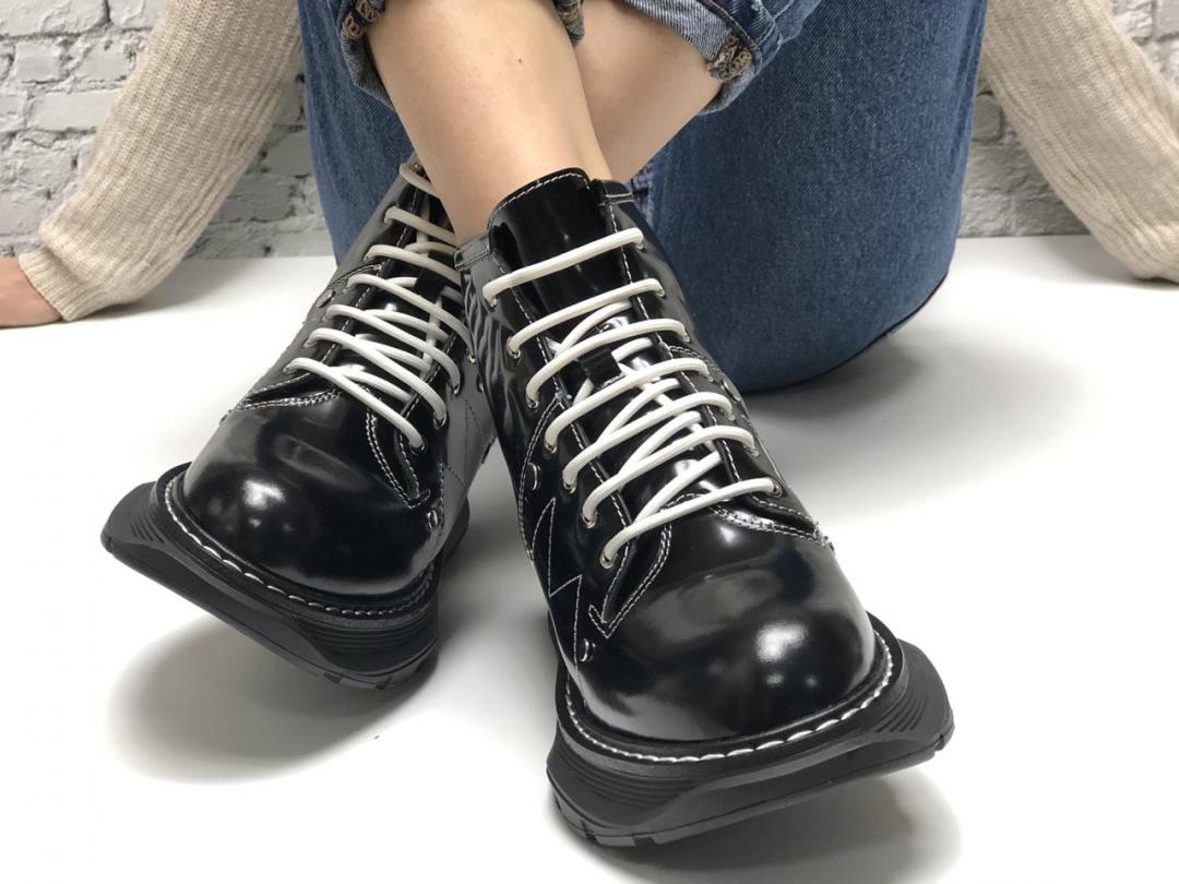 Alexander McQueen Black FUR 5