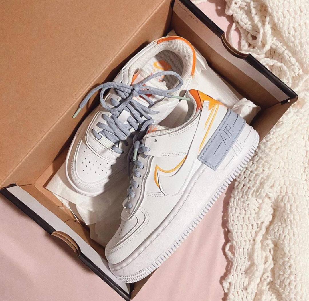 Nike Air Force 1 SHADOW BE KIND
