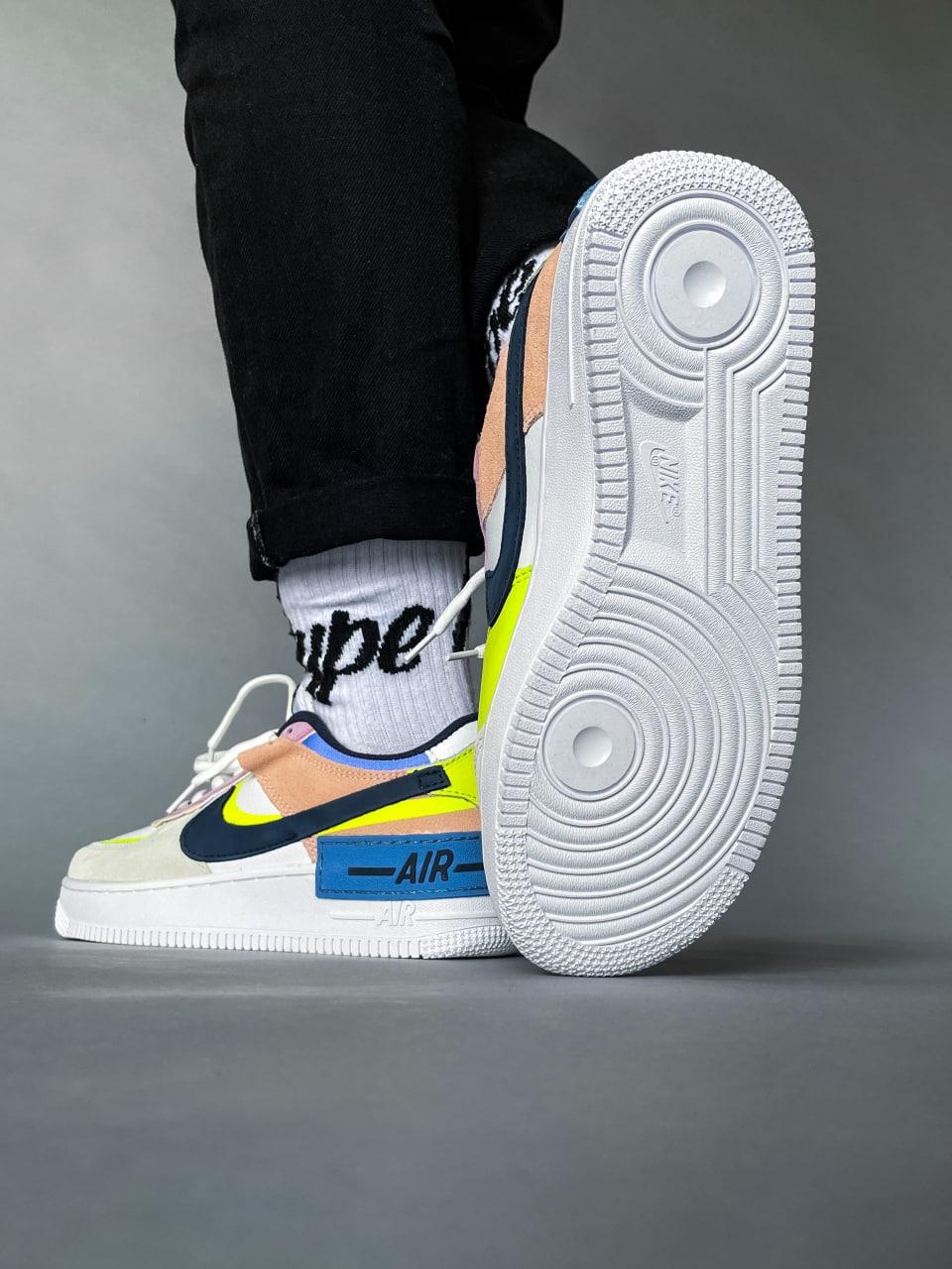 Nike Air Force 1 SHADOW BARELY VOLT