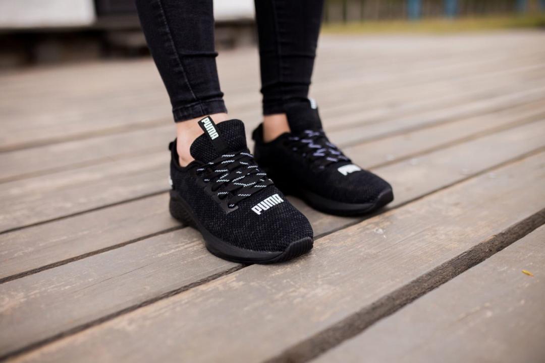 Puma Hybrid Runner Black «White Logo»