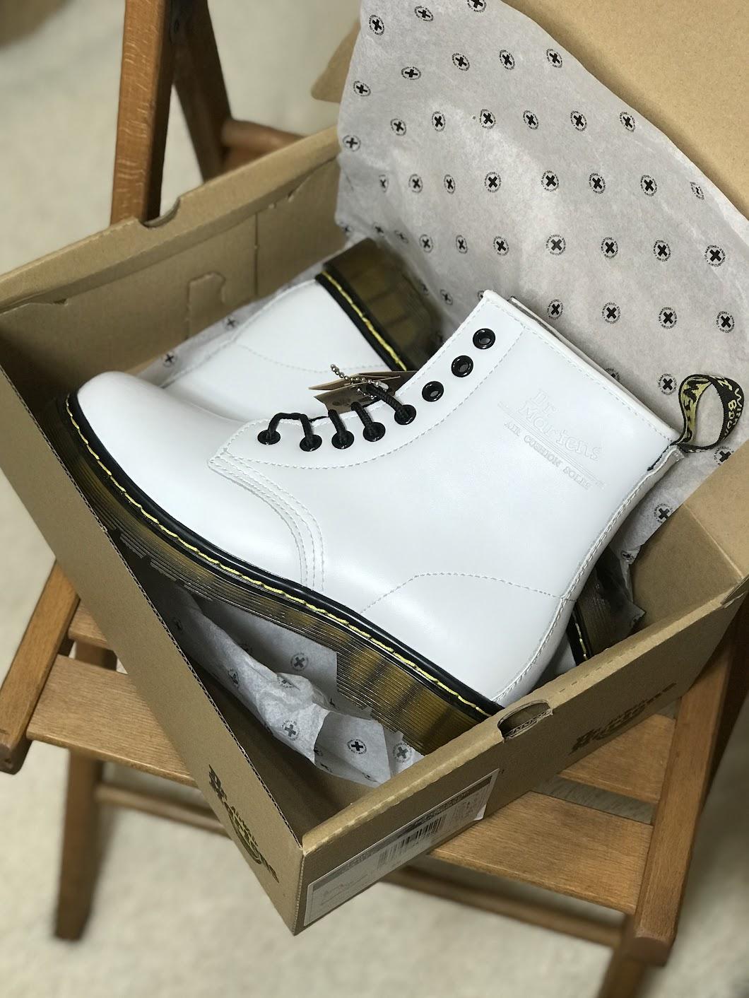 Dr. Martens 1460 White Leather White