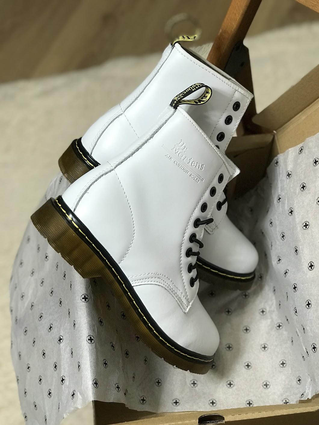 Dr. Martens 1460 White Leather White