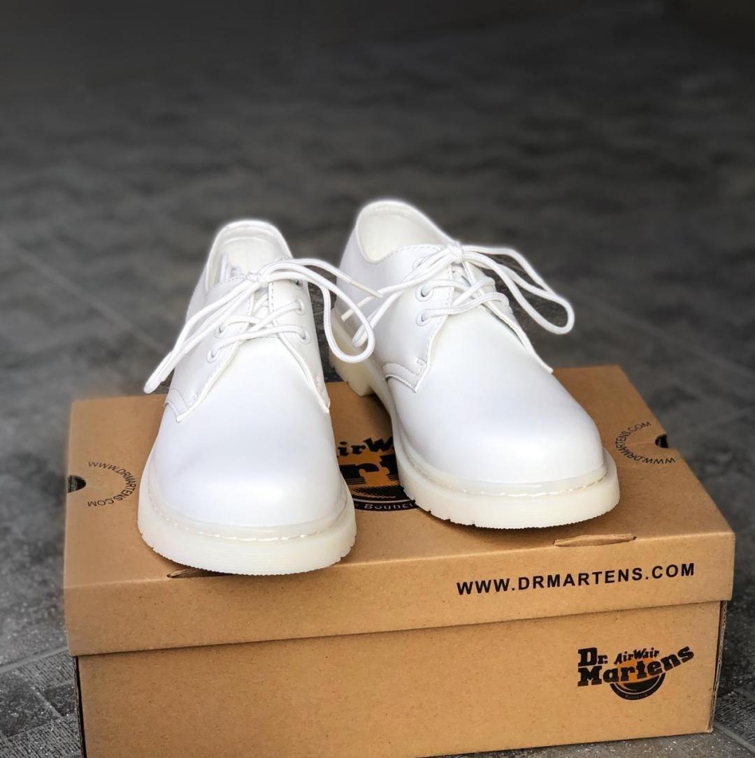 Dr. Martens Full White 1