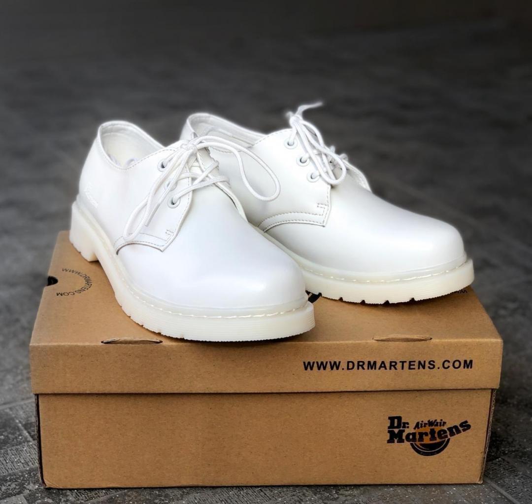 Dr. Martens Full White 1