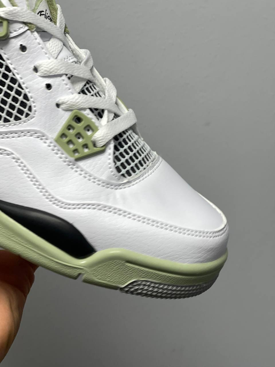 Nike Air Jordan 4 Retro Seafoam