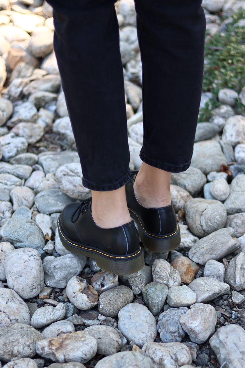 Dr. Martens Black Brown