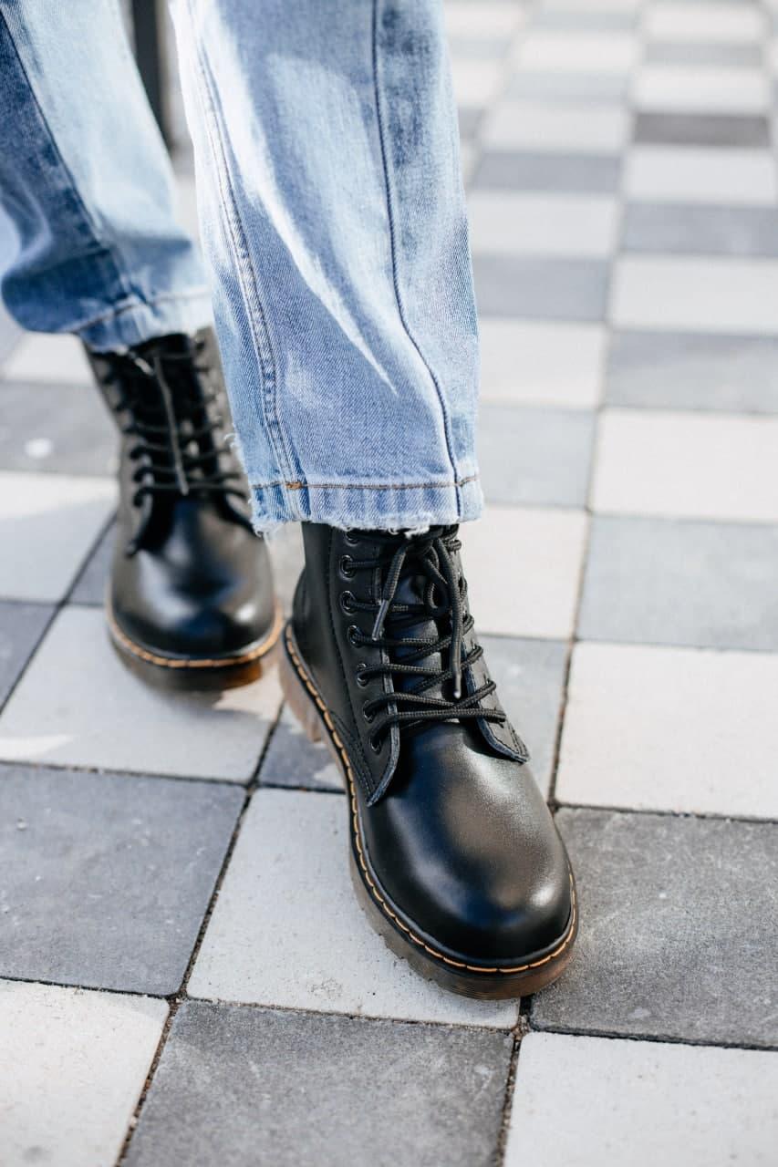 Dr. Martens Black Logo 2