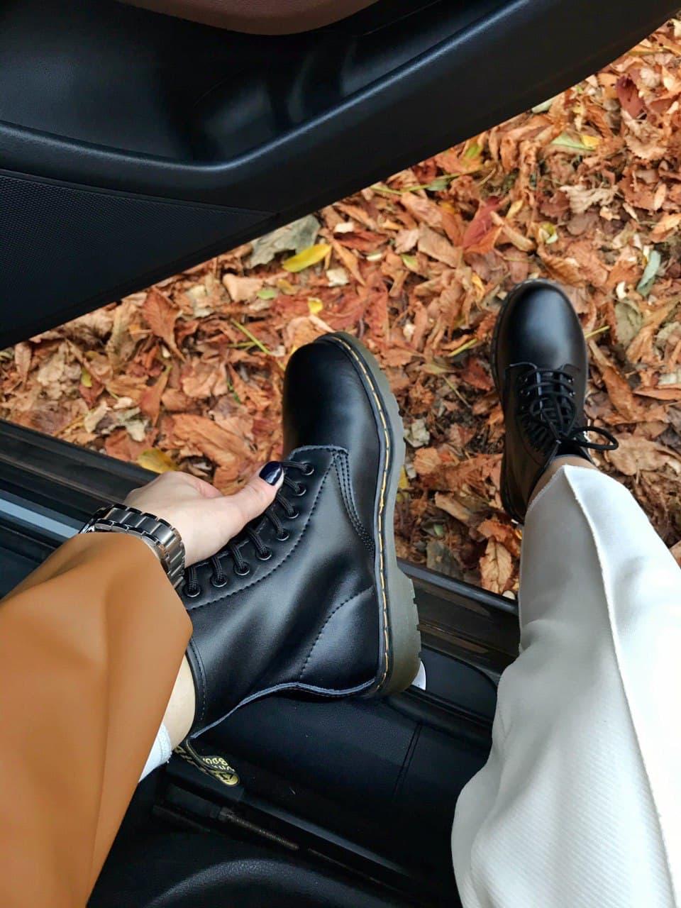 Dr. Martens Black 4