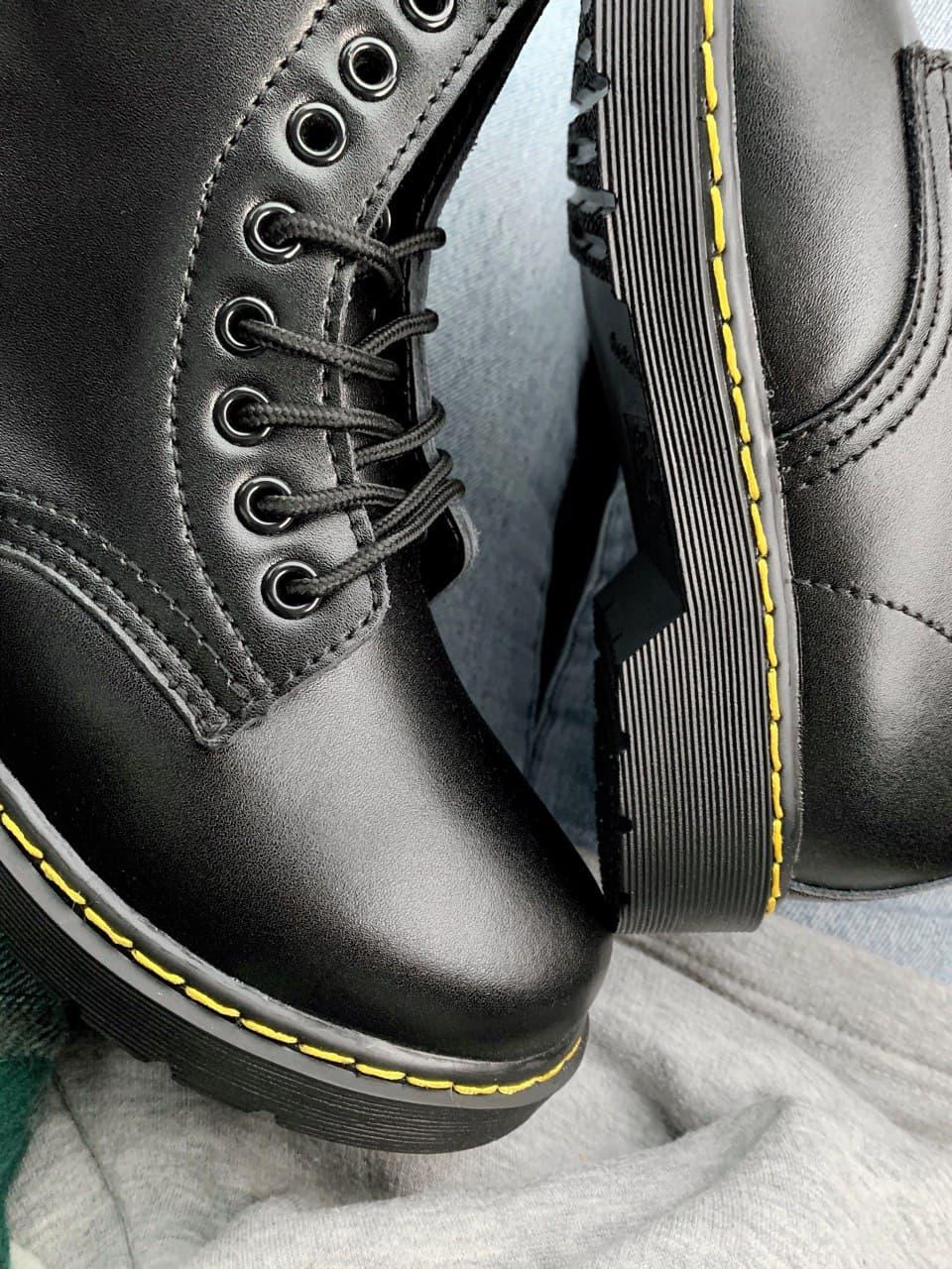 Dr. Martens Black Yellow