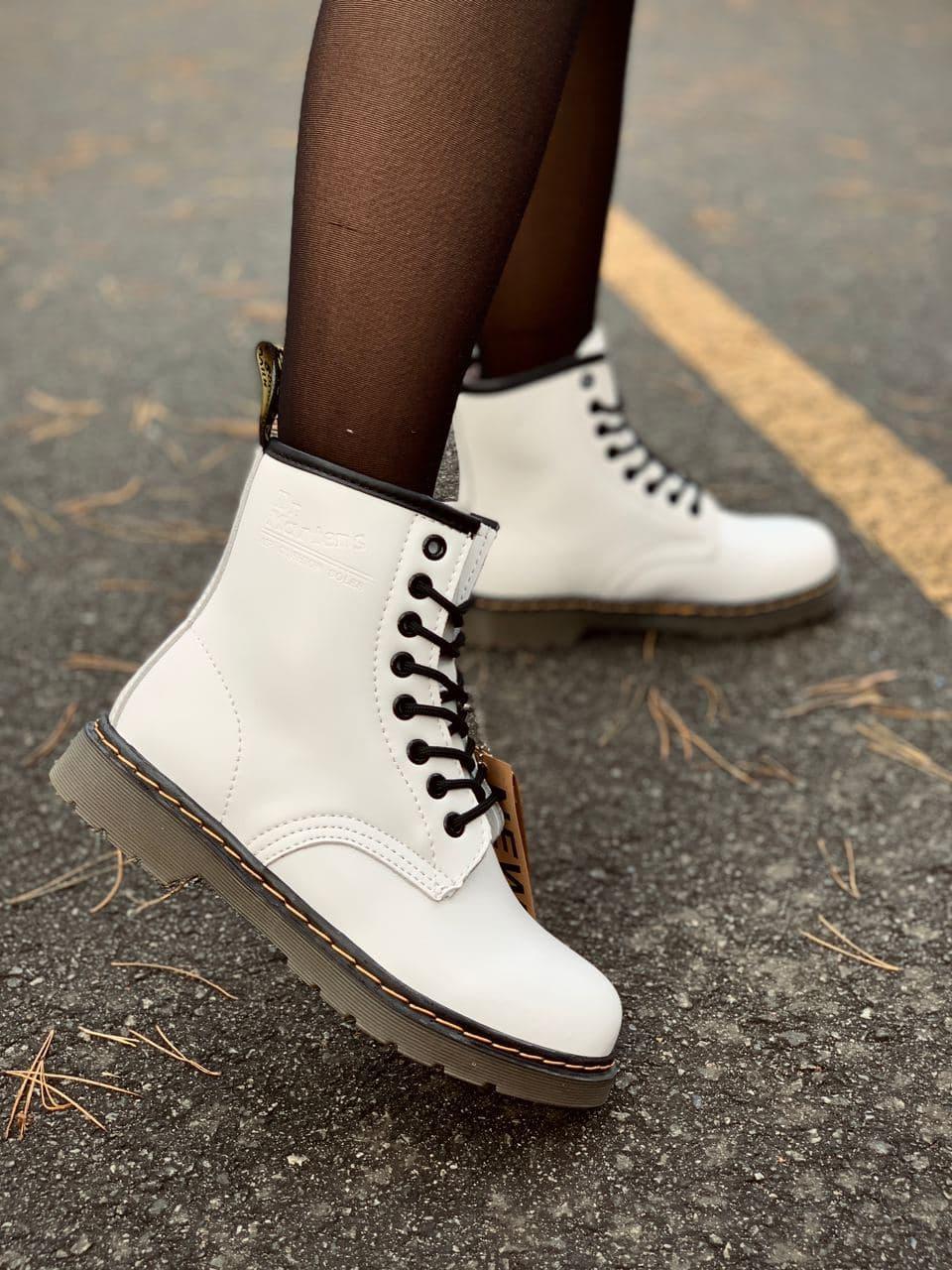 Dr. Martens White Brown