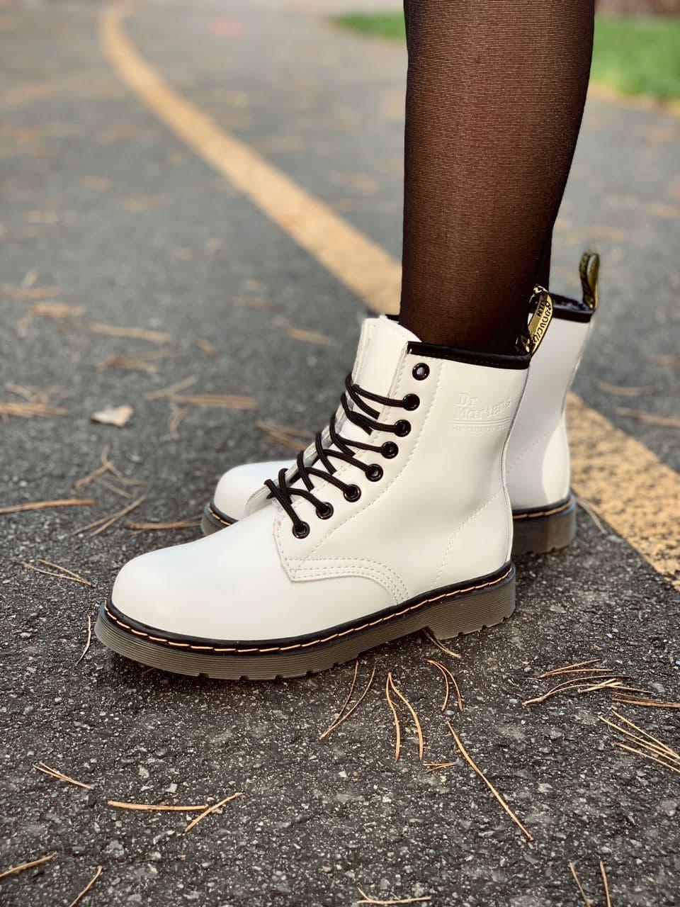 Dr. Martens White Brown