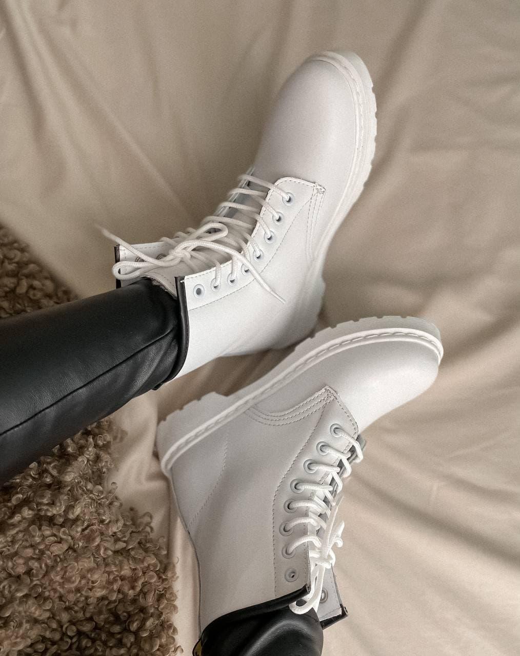 Dr. Martens 1460 White Fur No Logo