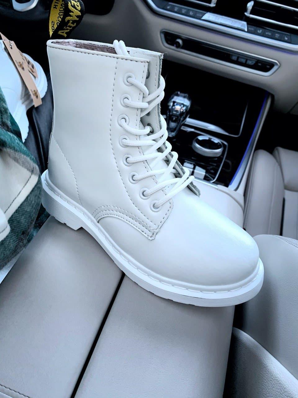 Dr. Martens White No Logo