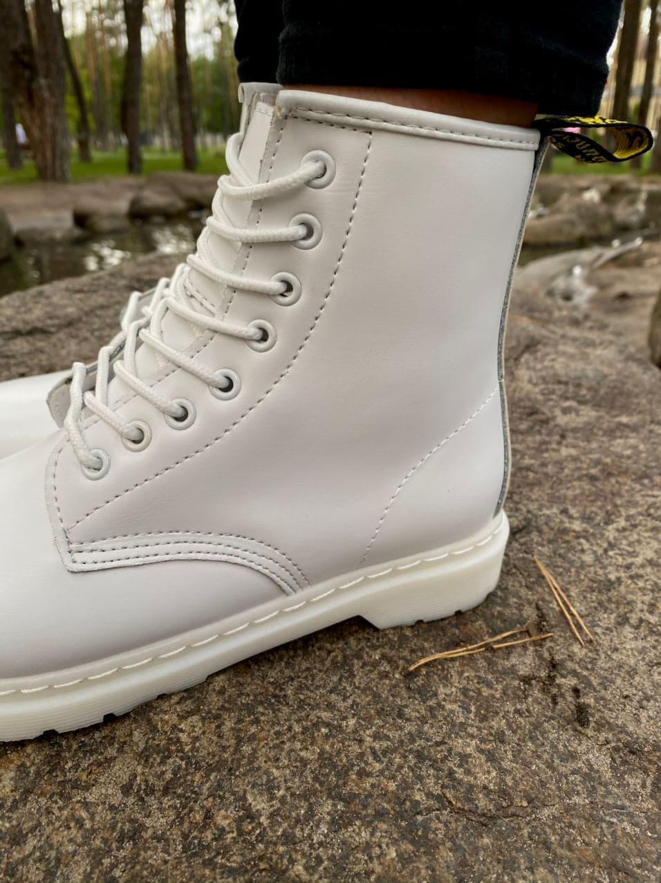 Dr. Martens White No Logo 2