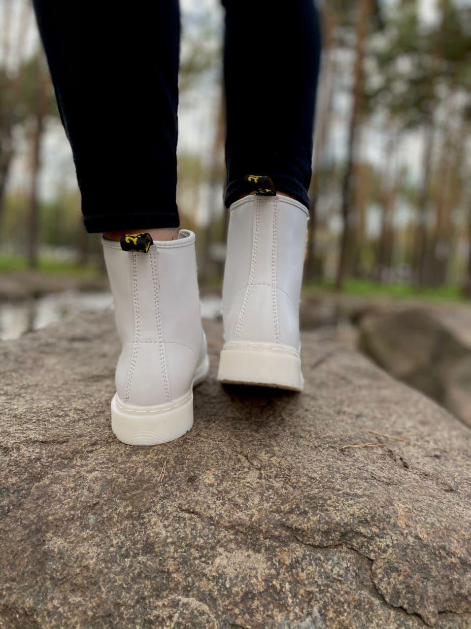 Dr. Martens White No Logo 2