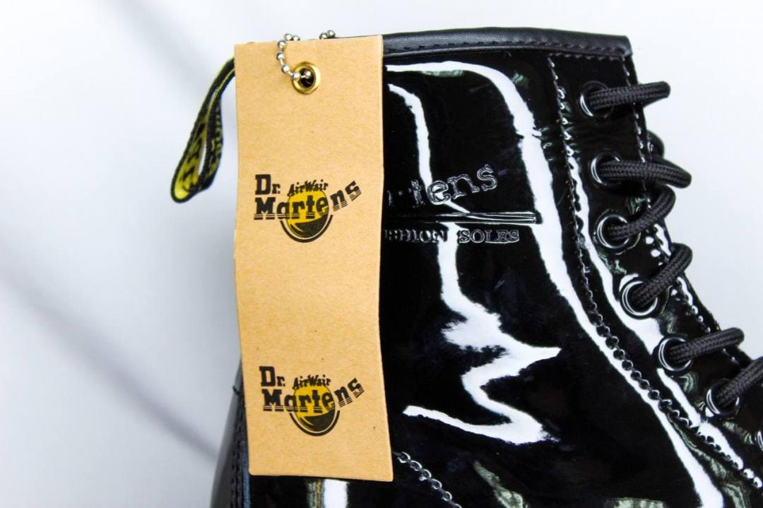 Dr. Martens Patent Black Logo