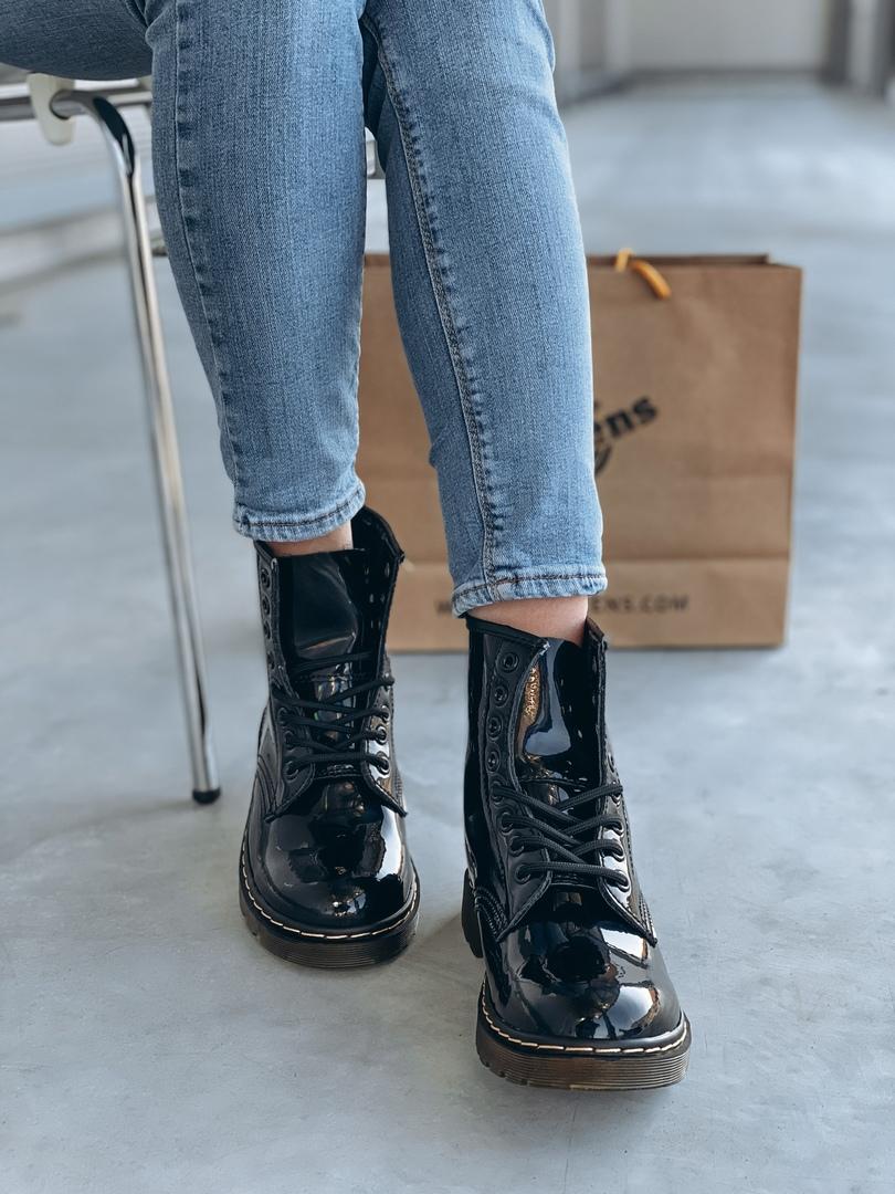 Dr. Martens Patent Black No Logo 3