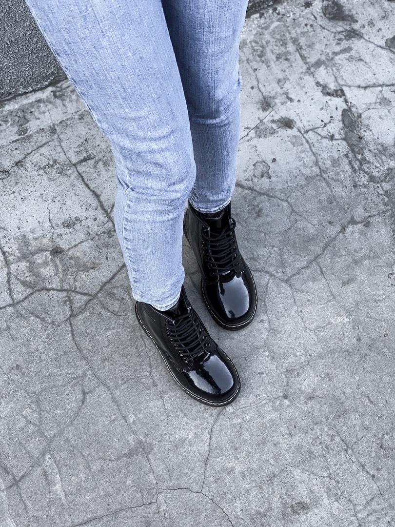 Dr. Martens Patent Black 3