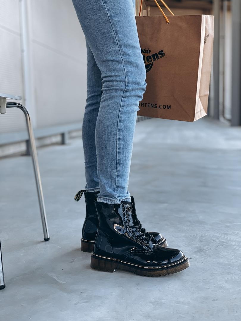 Dr. Martens Patent Black 3