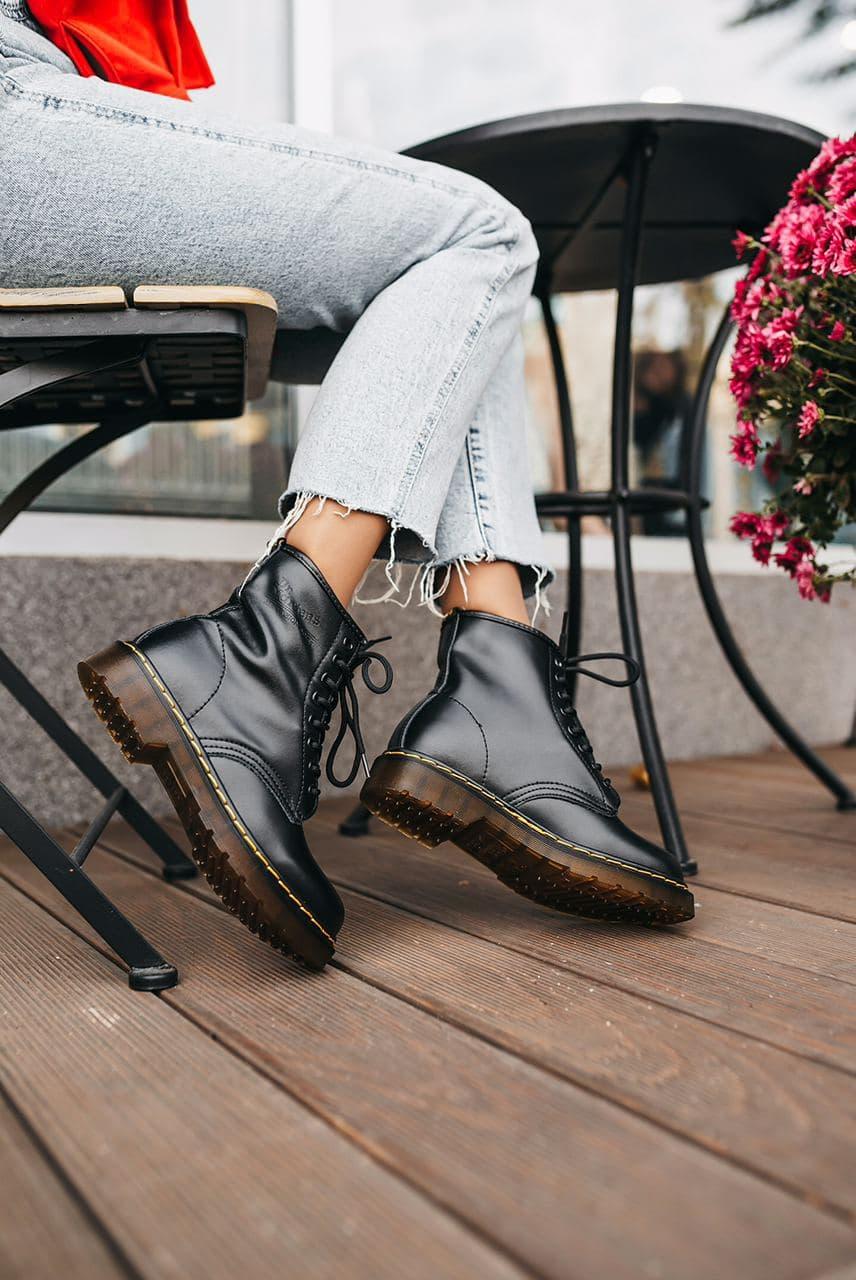 Dr. Martens Black Logo