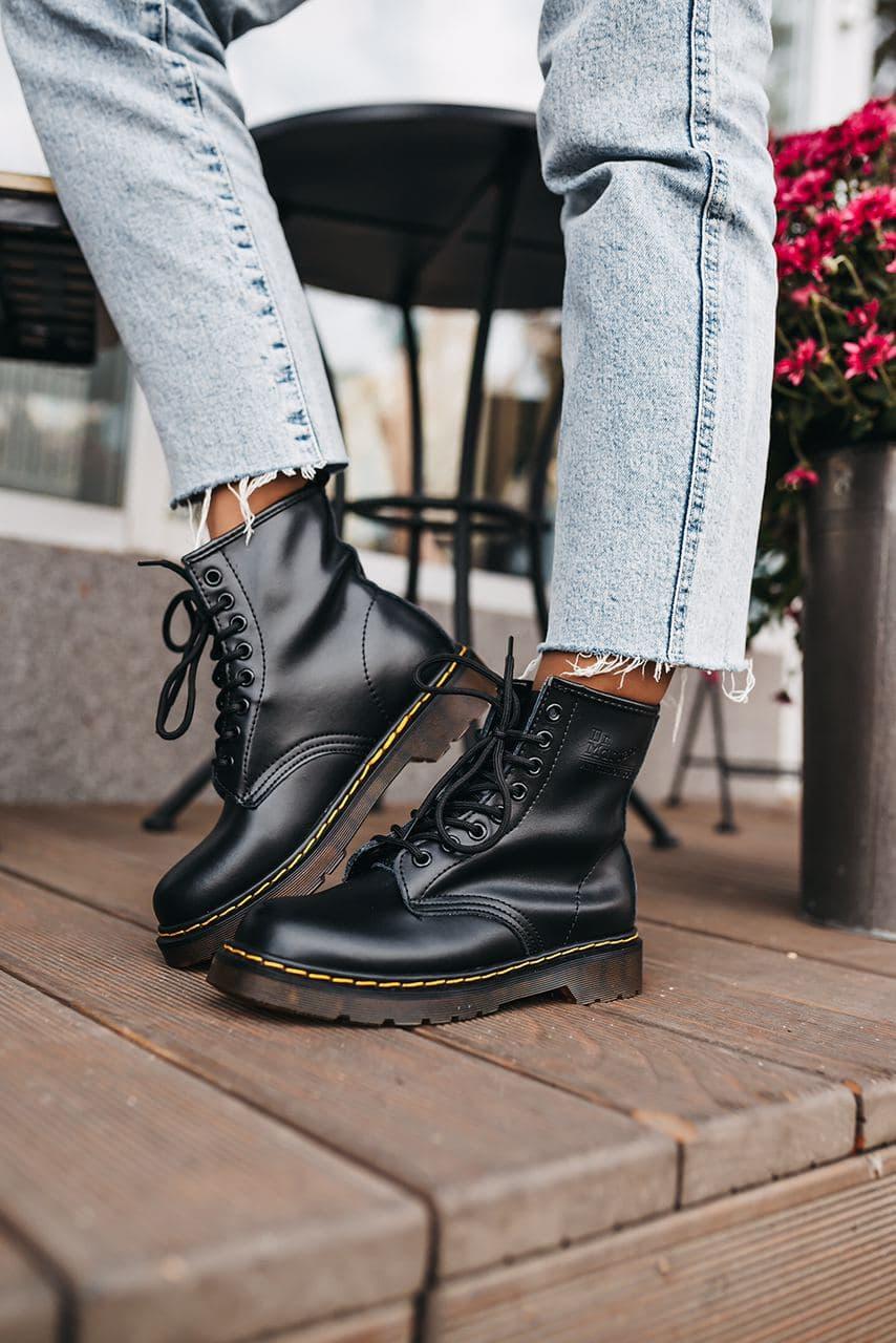 Dr. Martens Black Logo