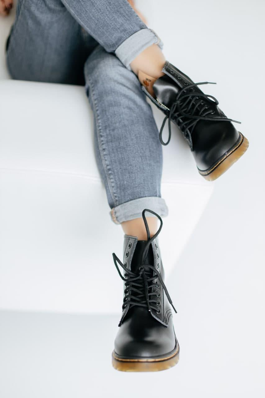 Dr. Martens Black No Logo