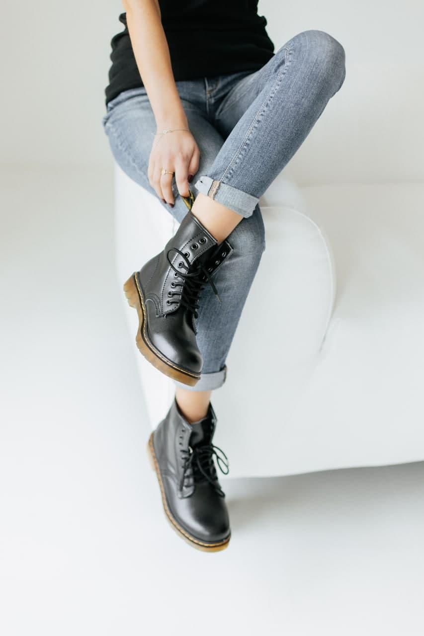 Dr. Martens Black No Logo