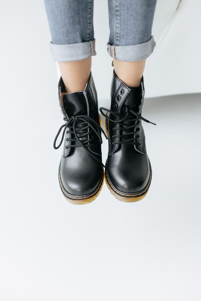 Dr. Martens Black No Logo