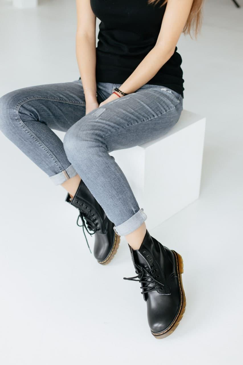 Dr. Martens Black No Logo