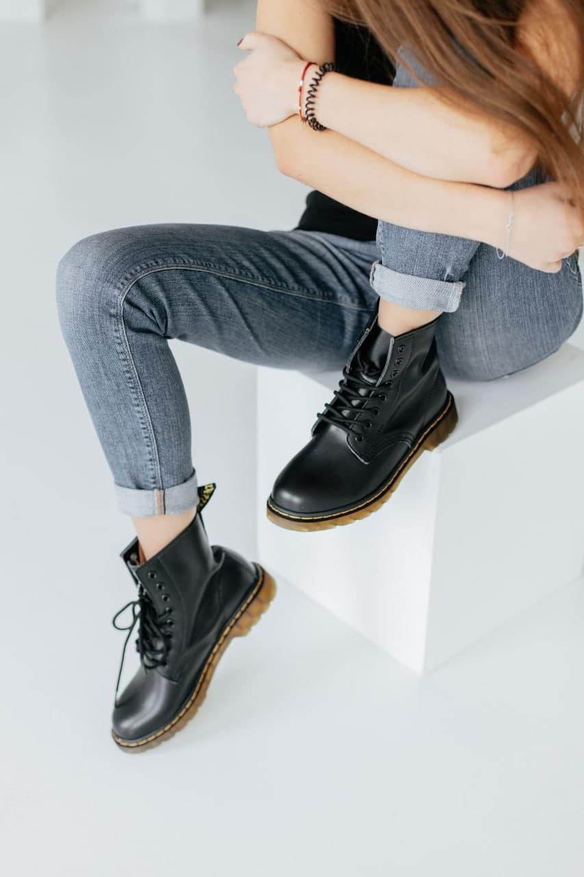 Dr. Martens Black No Logo