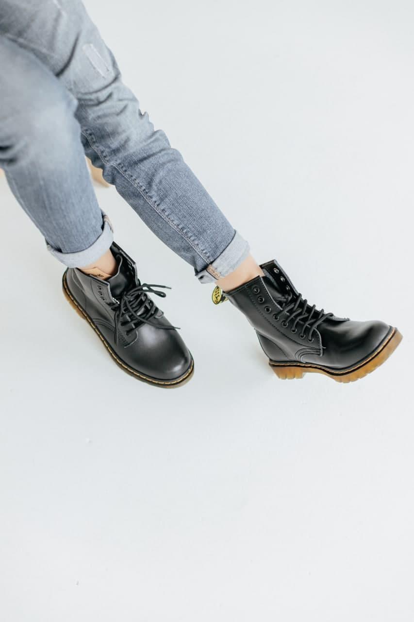 Dr. Martens Black No Logo
