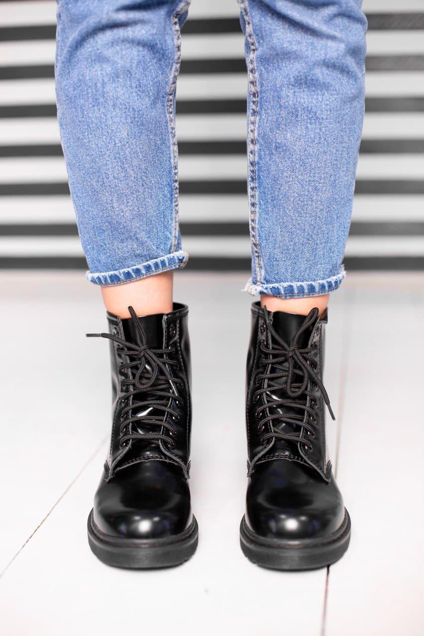 Dr. Martens Full Black