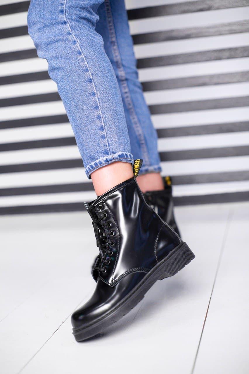 Dr. Martens Full Black