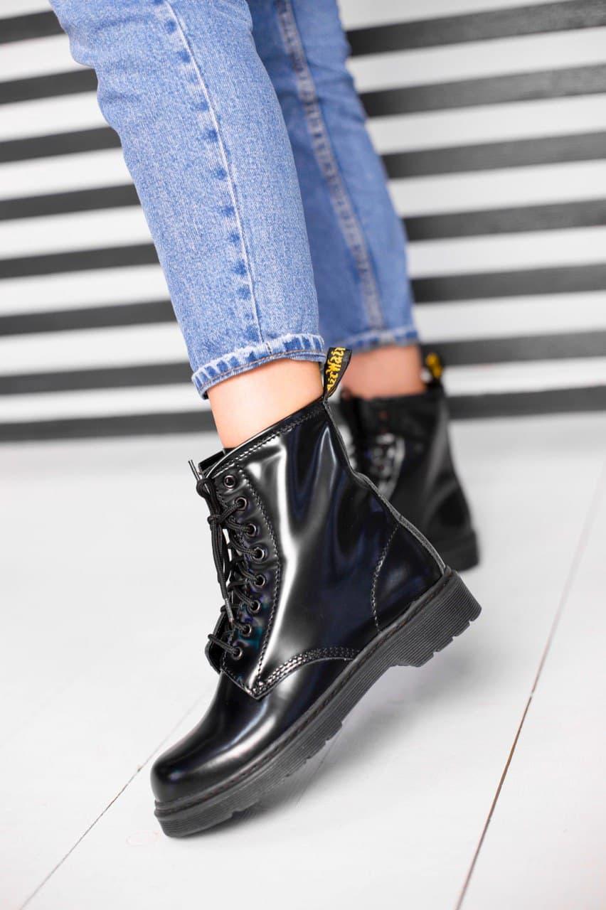 Dr. Martens Full Black