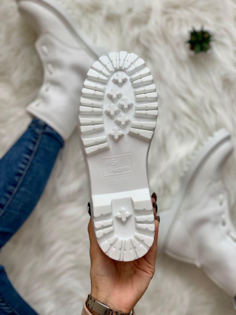 Dr. Martens Full White