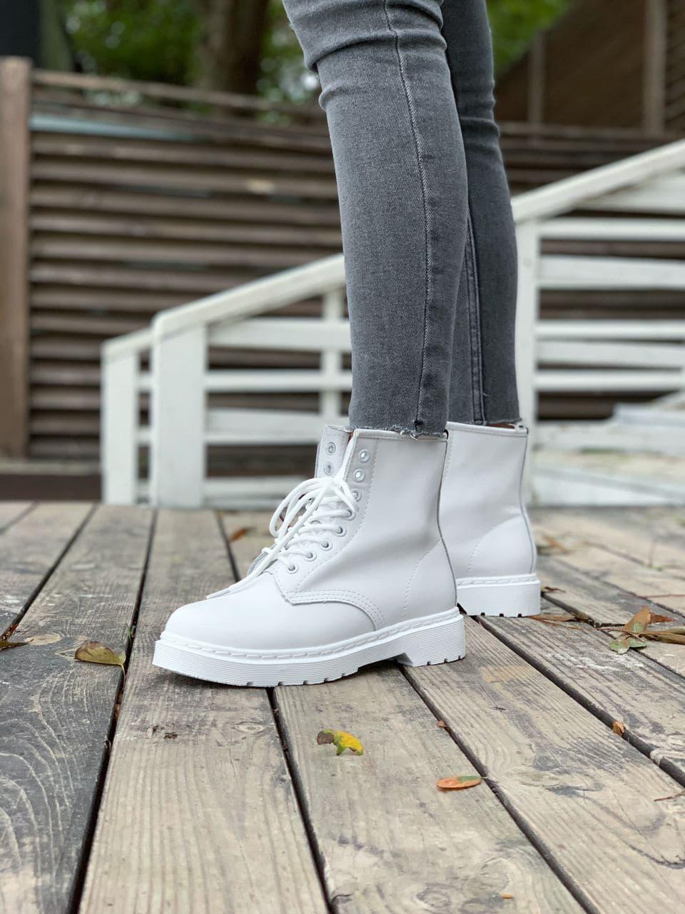 Dr. Martens White No Logo 1
