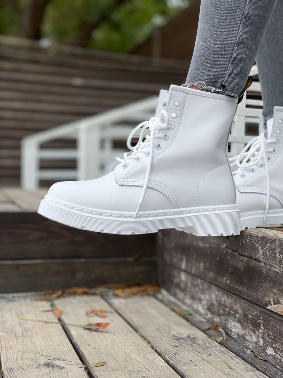 Dr. Martens White No Logo 1
