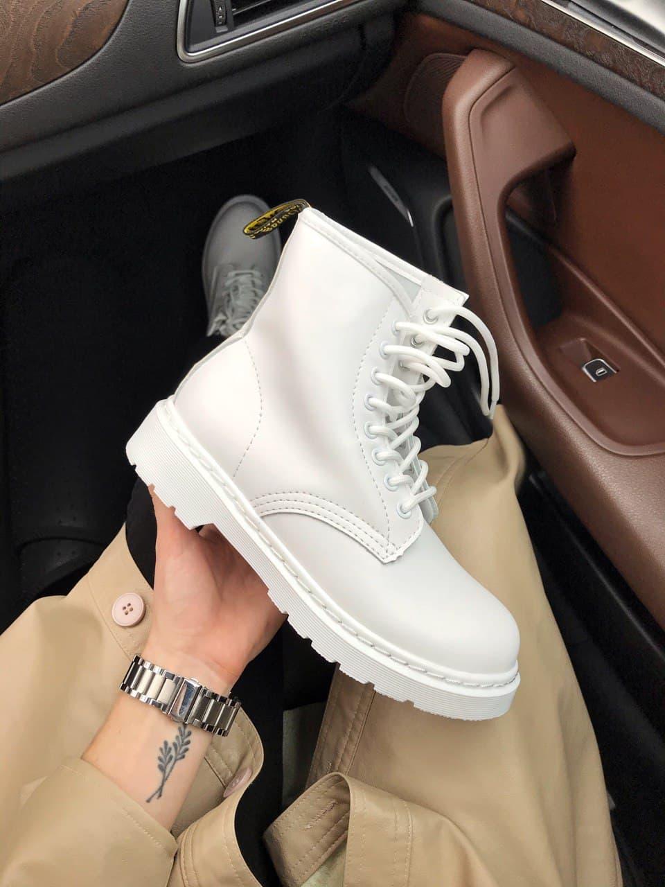 Dr. Martens White No Logo 1